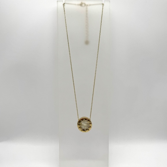 HOUSE OF HARLOW 1960 Mother of Pearl Sunburst Pyramid Necklace - Mini - Picture 2 of 5